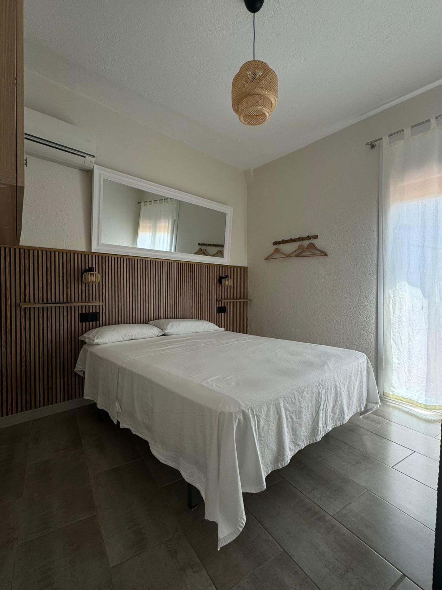 Hostal Restaurant Casa Comaulis La Vajol Kültér fotó