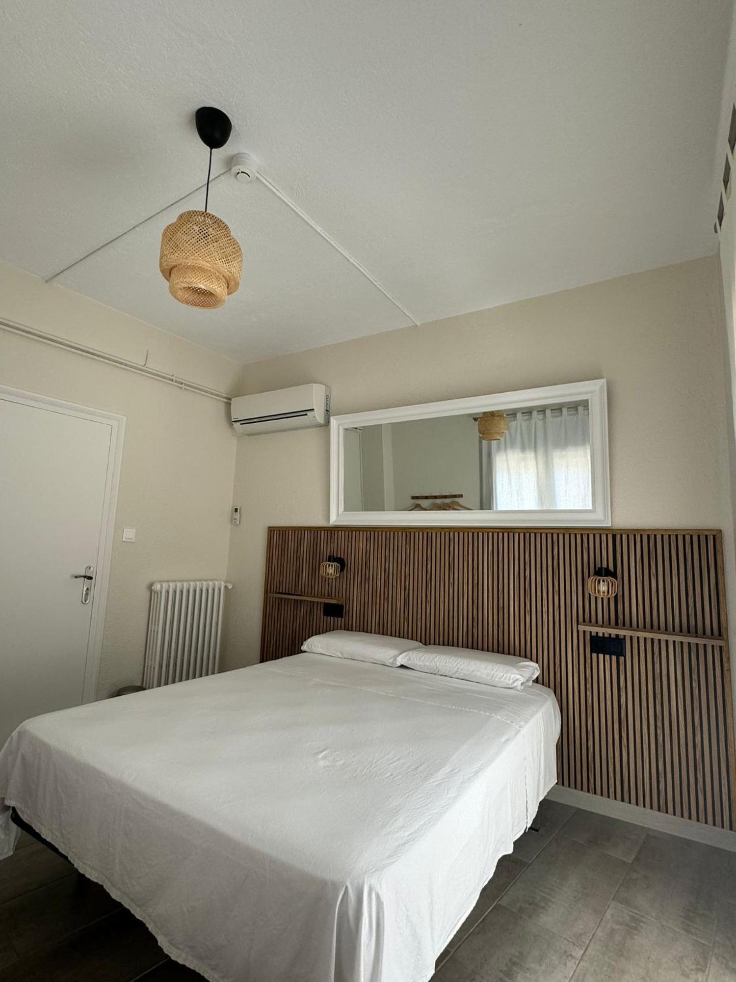 Hostal Restaurant Casa Comaulis La Vajol Kültér fotó
